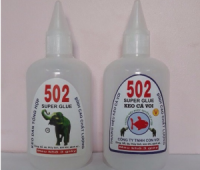 Cách tẩy keo 502 bám trên đồ gỗ